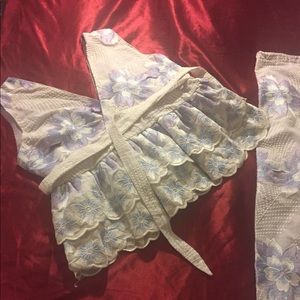 White lace pant suit